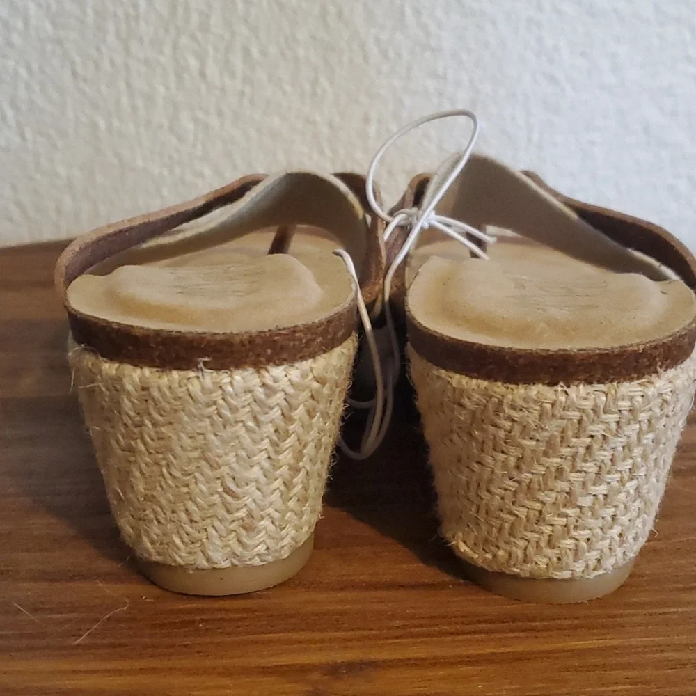 Mad love Womens Leather & Textile Thong Wedge Slide Neutral boho New! Sz.7
